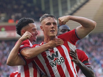 桑德兰后卫, class