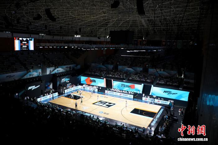 中圈跳球, KMoRL 中圈跳球, KMoRL