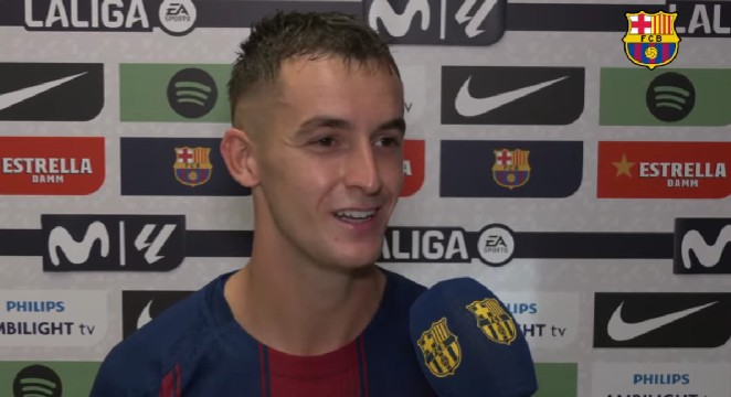 随之出现, Title, 很明确