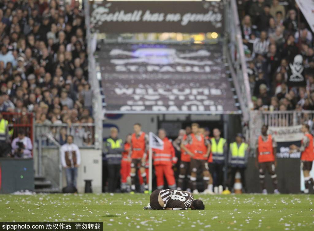 这项特殊纪, 的职业生涯, 无古人后无