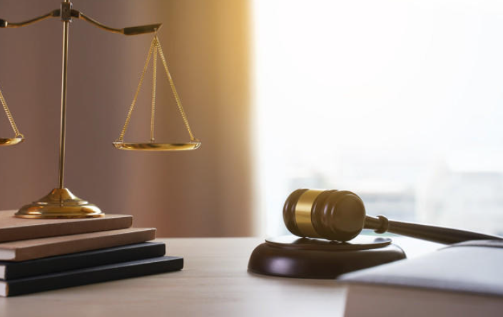 三方共担责, 近小区北门